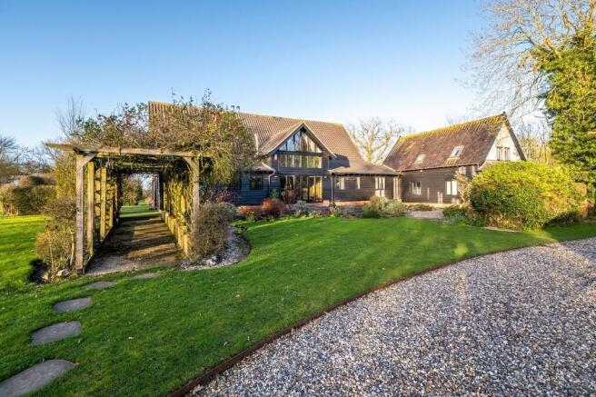 6 bed property, in Brockford Road, £1,200,000