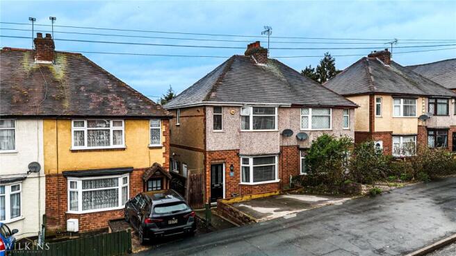3 bed property, in School Hill, £199,950