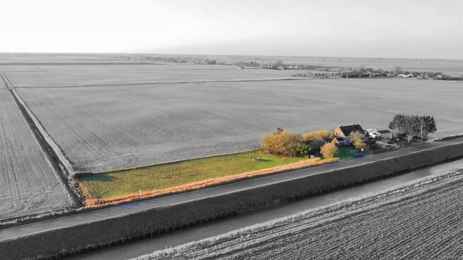 3 bed property, in Fodderdyke Bank, £190,000
