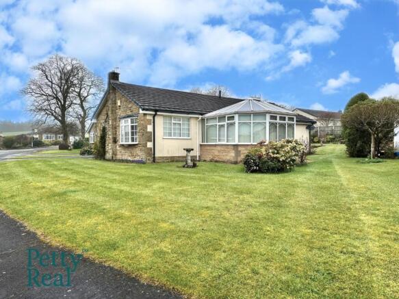 3 bed property, in Pendle Fields, £395,000