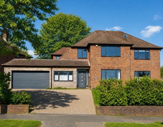 6 bed property, in Kilham Lane, £1,675,000