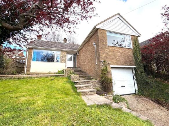 2 bed property, in Markan Road, £305,000