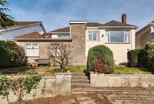 3 bed property, in West Road, £385,000