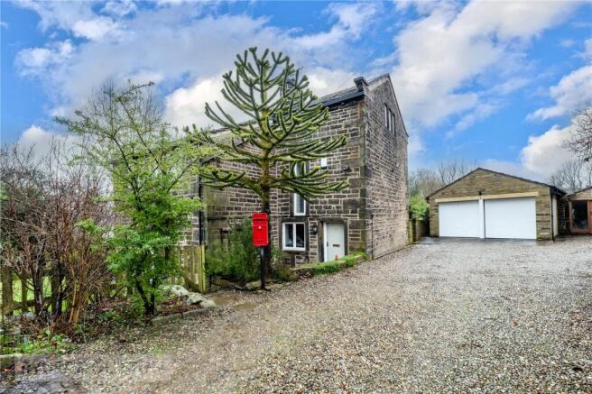 4 bed property, in Heys Road, £600,000