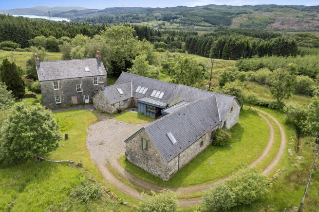 8 bed property, in By Achnabreck, £950,000