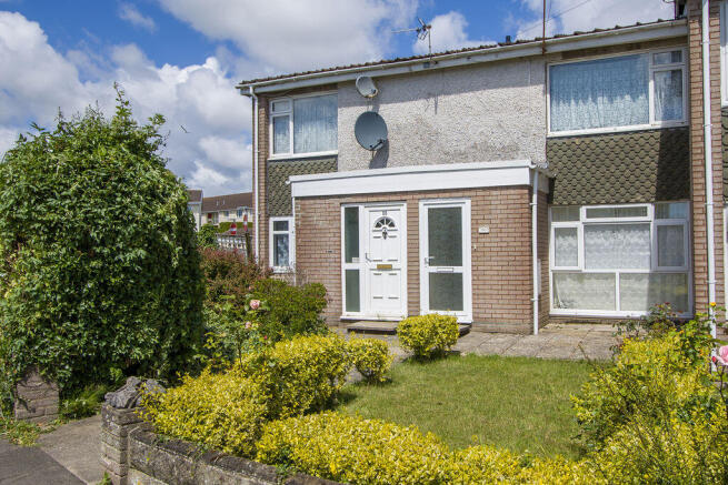2 bed property, in Beechwood Drive, £190,000