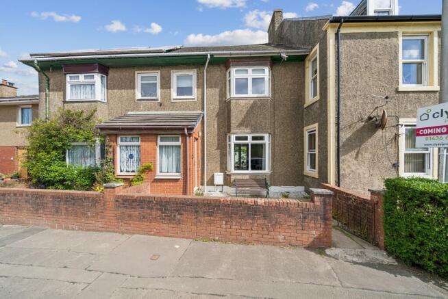 3 bed property, in 163 East Clyde Street, £215,000