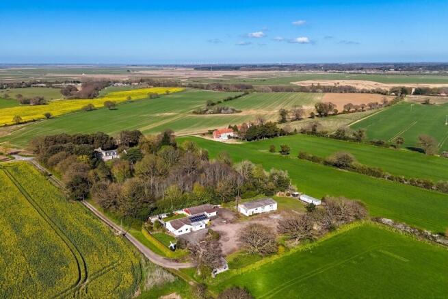 5 bed property, in Mill Lane, £585,000
