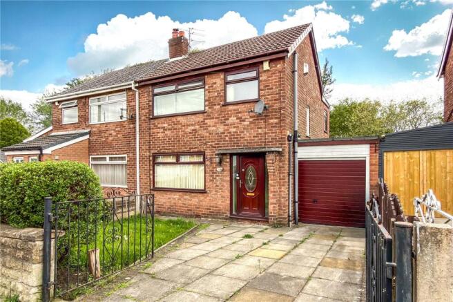 3 bed property, in Thorn Avenue, £290,000