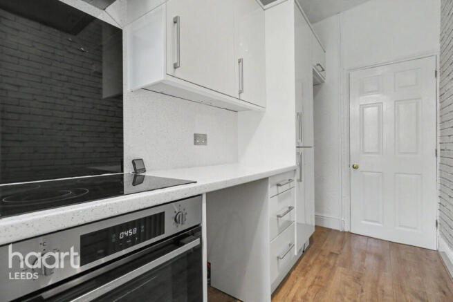 1 bed property, in Broadgate Lane, £180,000