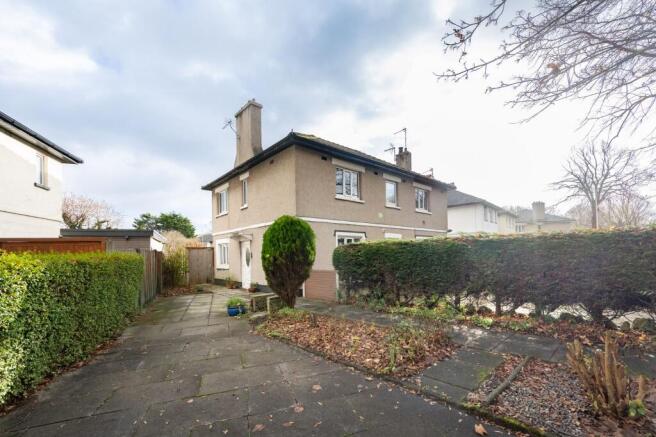 2 bed property, in Beatty Road, £135,000