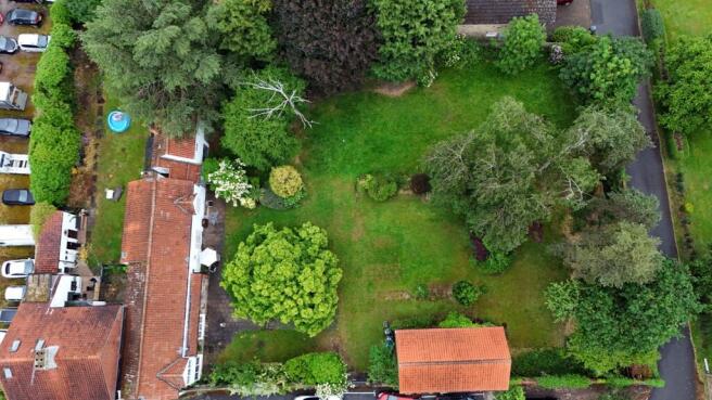 5 bed property, in Church Street, £750,000