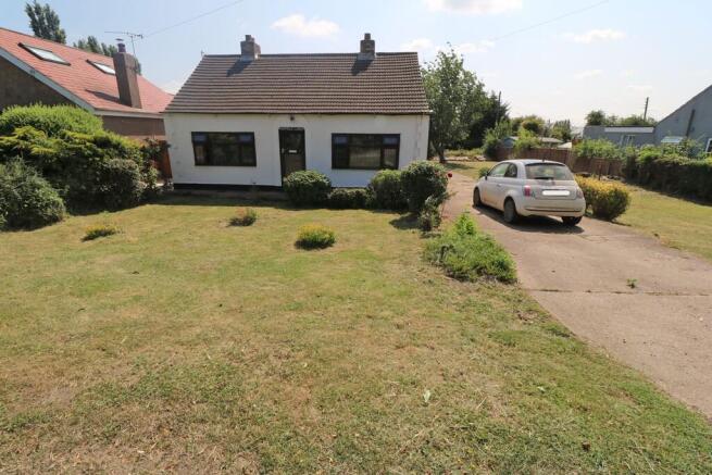 2 bed property, in Stockwith Road, £349,950