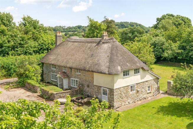 4 bed property, in Membury, £1,400,000