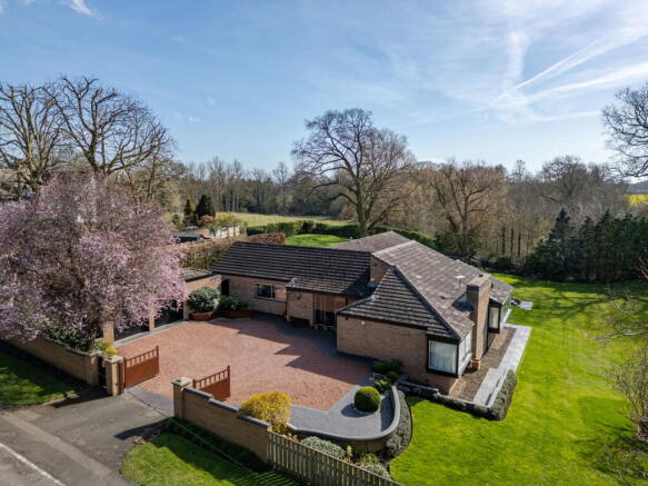 4 bed property, in Elton, £875,000