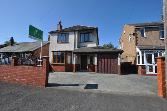 3 bed property, in Rivington Avenue, £350,000