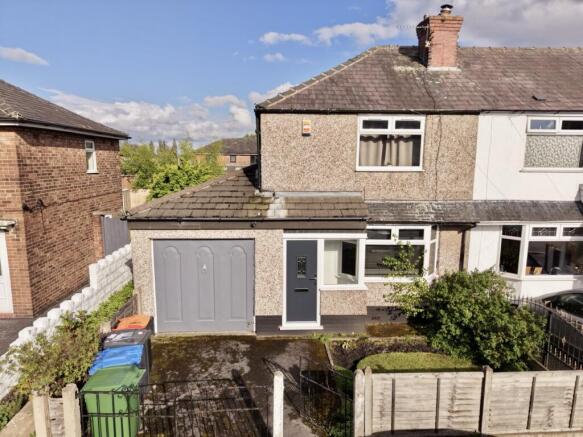 3 bed property, in South Avenue, £165,000