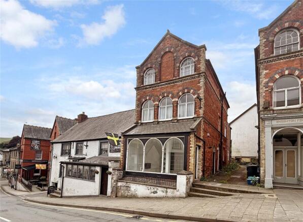 5 bed property, in Broad Street, £375,000