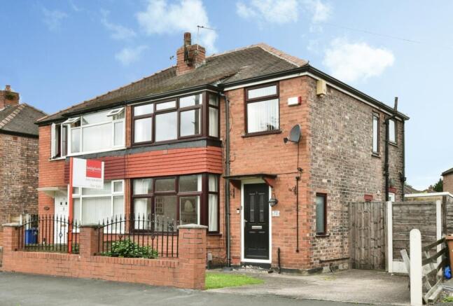 3 bed property, in St Davids Road, £250,000