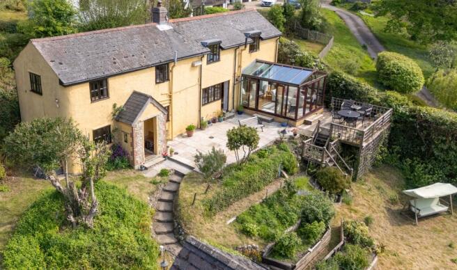 3 bed property, in Harcombe, £975,000