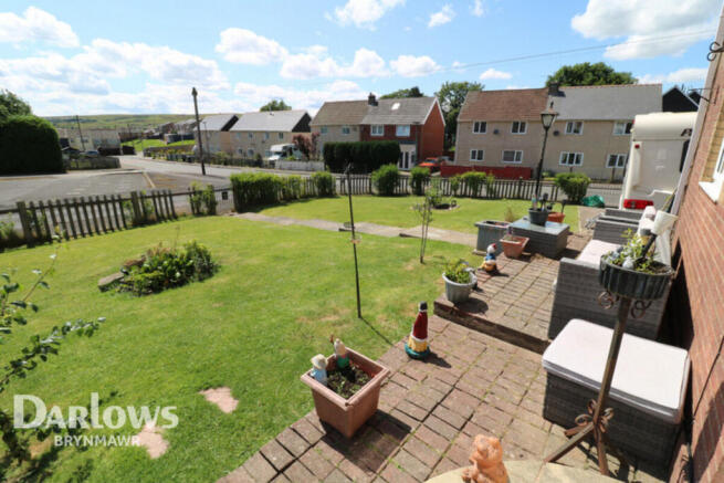 3 bed property, in Rhoslan, £175,000