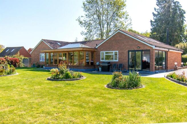 4 bed property, in East Lane, £1,695,000