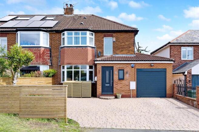 3 bed property, in West End Rise, £550,000