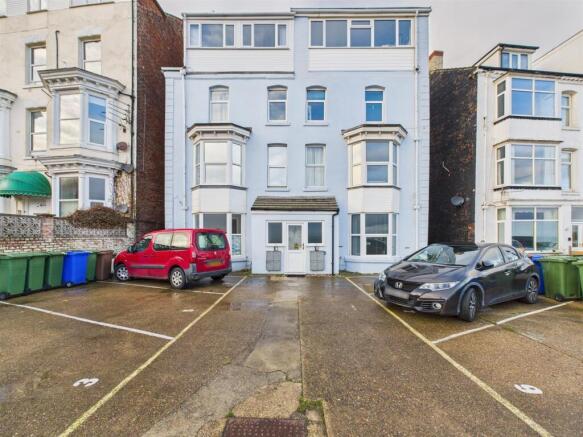 1 bed property, in St. Annes Road, £73,500