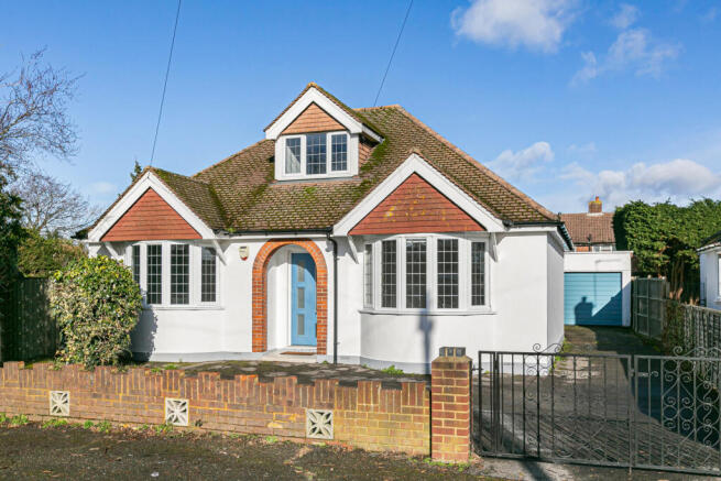 3 bed property, in Kingsway, £600,000