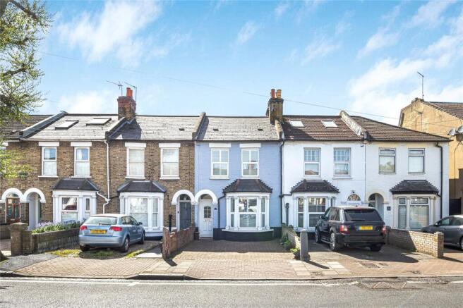2 bed property, in Eardley Road, £700,000