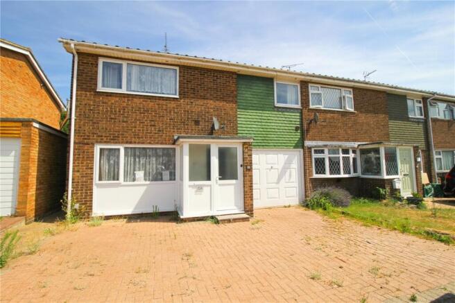 4 bed property, in Whitehouse Meadows, £365,000