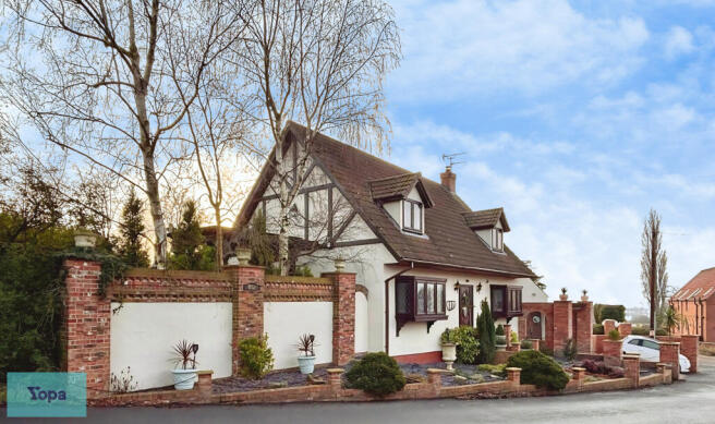 4 bed property, in Brethergate, £400,000
