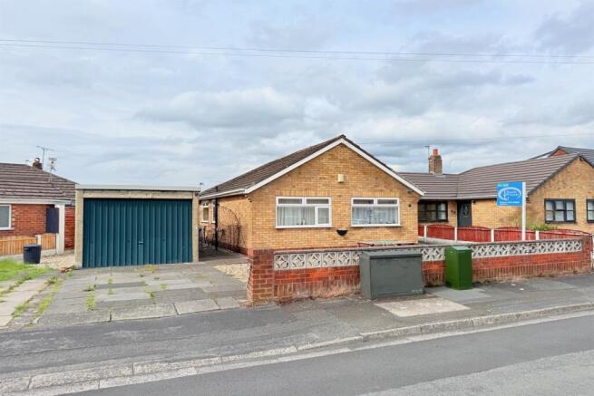 3 bed property, in Rushmore Grove, £250,000