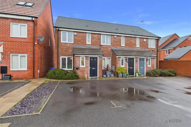 2 bed property, in Upton Drive, £188,000