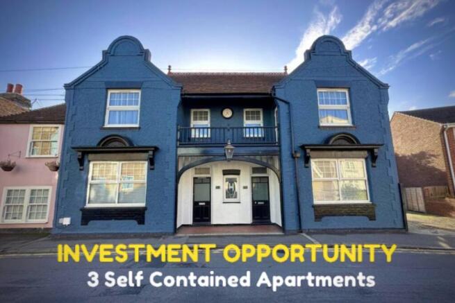 7 bed property, in Golf Road, £599,995