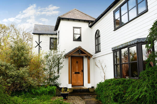 3 bed property, in The Sycamore, £700,000