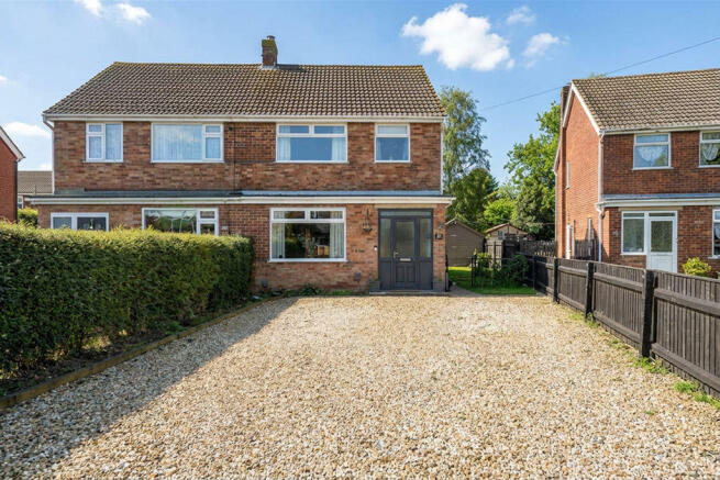 3 bed property, in Charles Avenue, £220,000