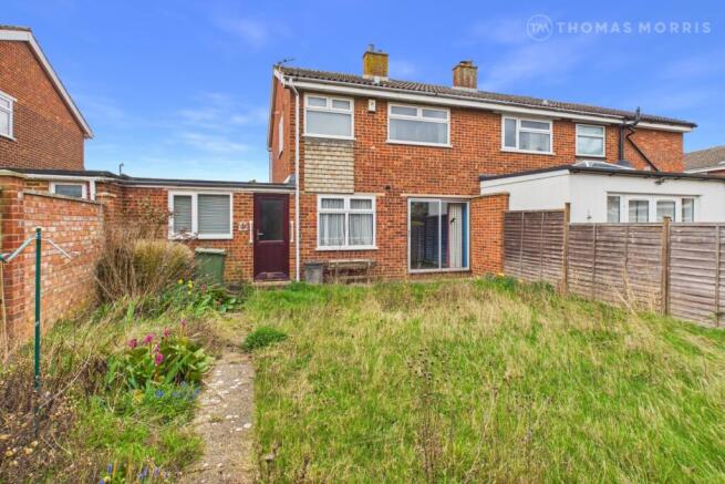 3 bed property, in Sandy View, £300,000