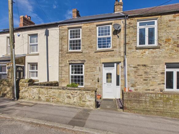 3 bed property, in Front Street, £220,000