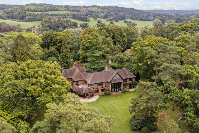 6 bed property, in The Ridge, £2,950,000