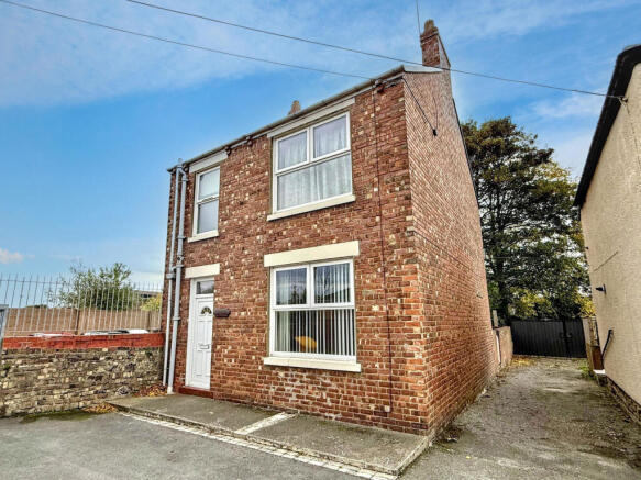 2 bed property, in Dawson Street, £67,500