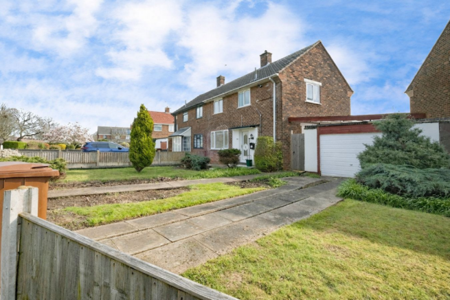 3 bed property, in Longmoor Road, £210,000