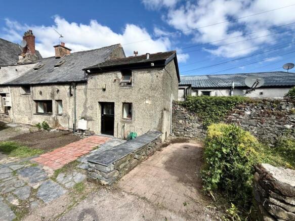2 bed property, in Tan Y Graig, £69,000