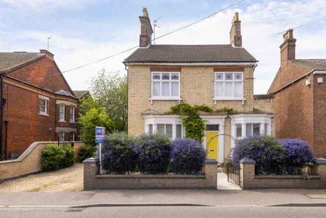 4 bed property, in St Thomas Road, £375,000