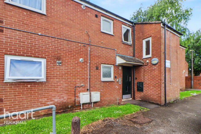 2 bed property, in Alma Hill, £97,000