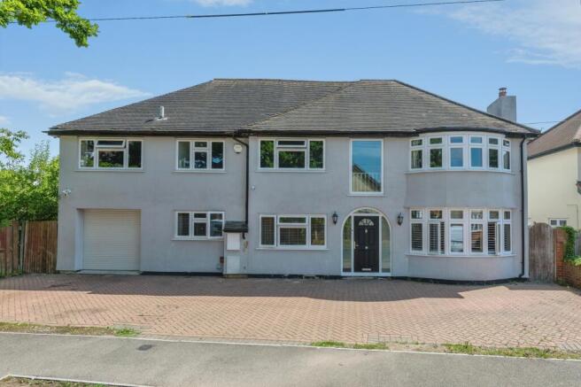 5 bed property, in Oaklea Avenue, £1,250,000