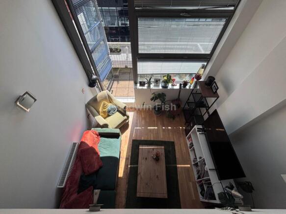 2 bed property, in Connect House, £240,000