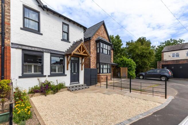 3 bed property, in Eaton Road, £650,000