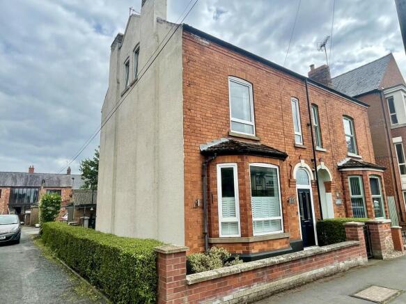4 bed property, in Witham Road, £259,950