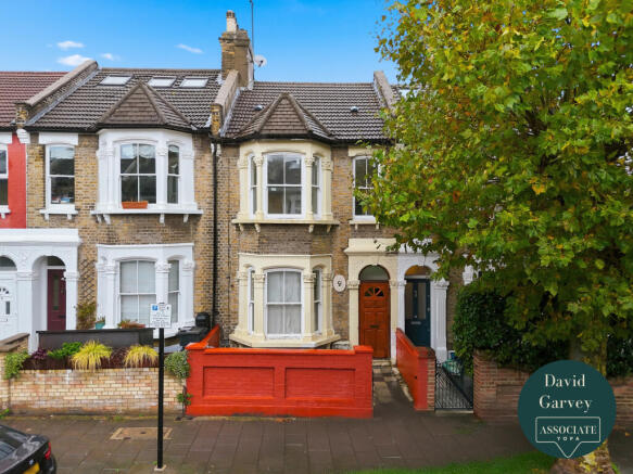 3 bed property, in Ashenden Road, £1,000,000